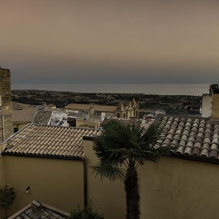 Homeapartment Il Nascondiglio Di Estia Agrigento Exterior photo