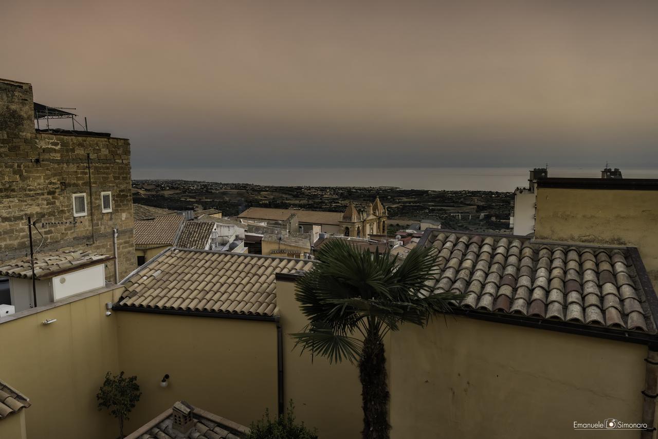 Homeapartment Il Nascondiglio Di Estia Agrigento Exterior photo